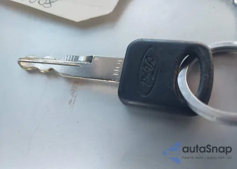 2008 Ford E-350 Super Duty Xl/Xlt z USA, uszkodzony, nr VIN 1FDNE31L78DB34232